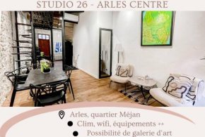 Studio 26*Galerie*Commerce*Arles centre